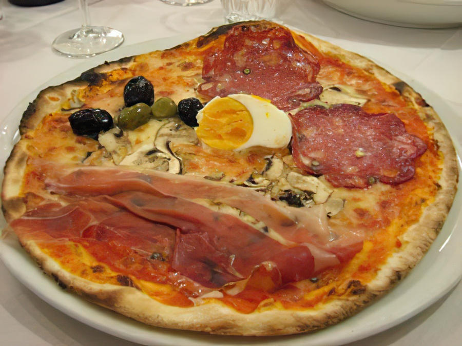 Truly great pizza in Rome, Italy.