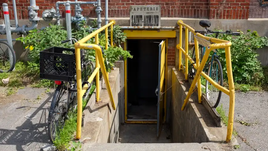 Entrance to Papeterie Saint-Armand